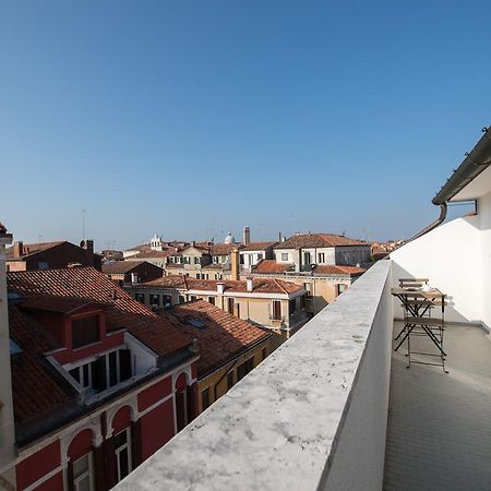 Savoia & Jolanda Apartments 2 Venecia Exterior foto