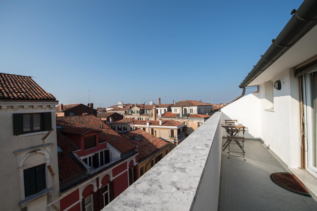 Savoia & Jolanda Apartments 2 Venecia Exterior foto
